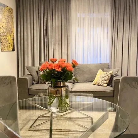 Ultra Kamienica Nova * شتشيتسين